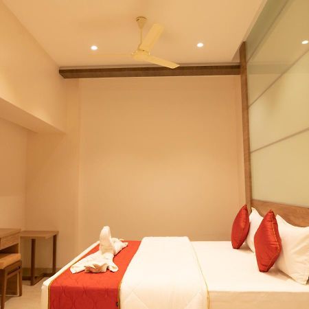 קנצ'יפוראם The Paradise Hotel - Luxury Stay מראה חיצוני תמונה