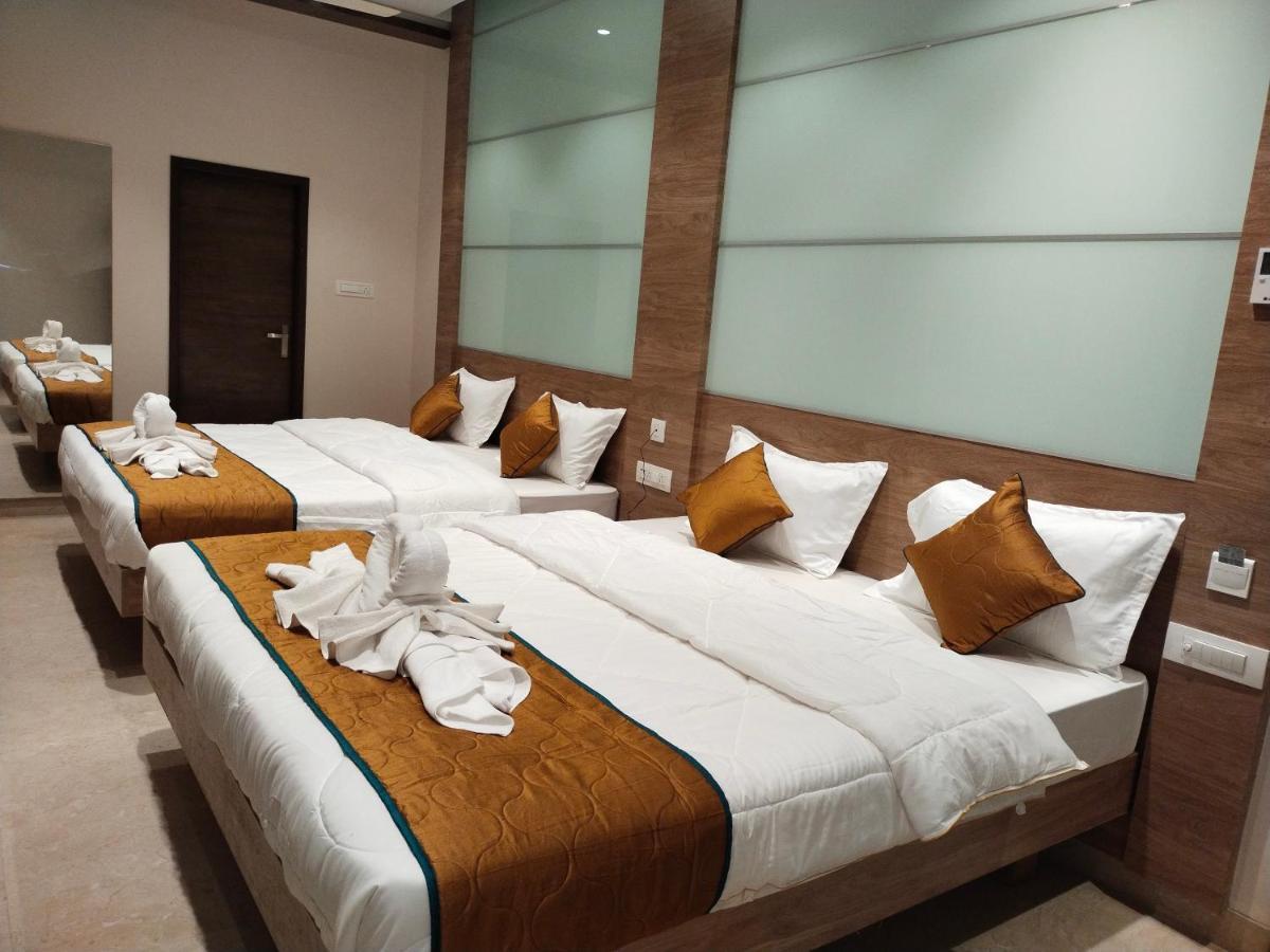 קנצ'יפוראם The Paradise Hotel - Luxury Stay מראה חיצוני תמונה