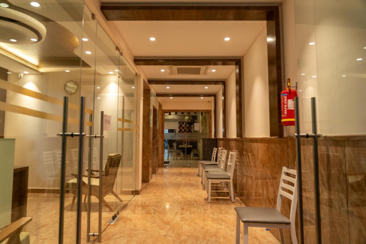 קנצ'יפוראם The Paradise Hotel - Luxury Stay מראה חיצוני תמונה
